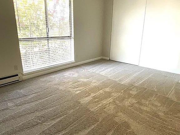 5th image of 1036 Oak Grove Rd #23