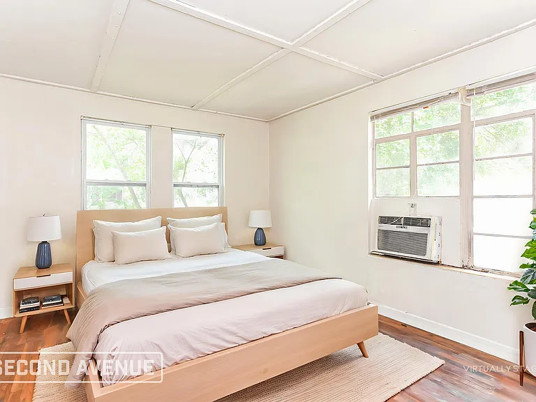 3302 College St — Photo 4