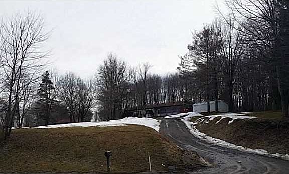 3rd image of 3624 Us Highway 422