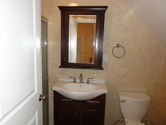 Rented by Peregrine Realty Group LLC | media 11