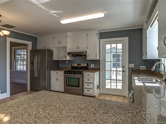 4th image of 207 W Park Dr #64