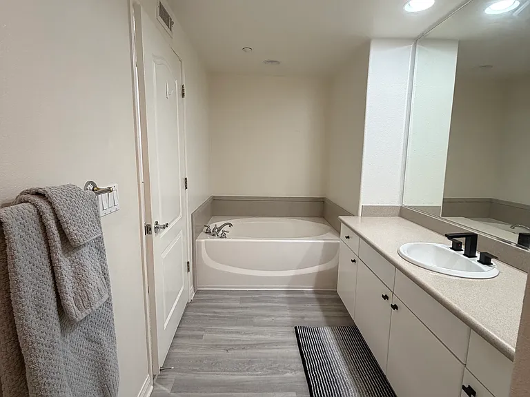 130 E San Fernando St #420 — Photo 12