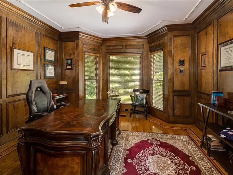 Saddlesprings Dr — Photo 4