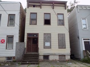 614 3rd St, Albany, NY 12206