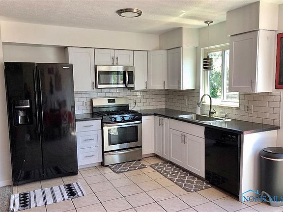 4th image of 2543 Eden East Dr