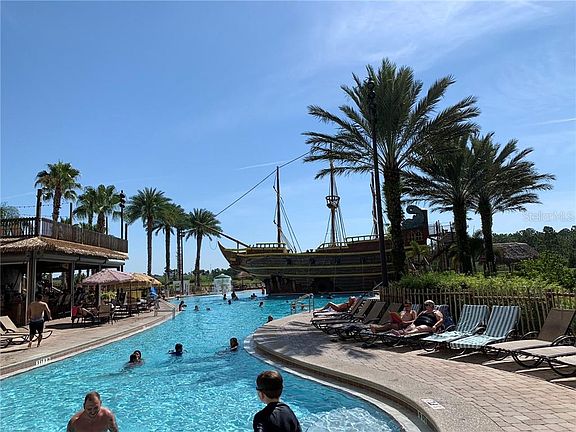 5th image of 8125 Resort Village Dr Unit 5512