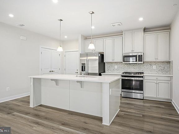 5th image of 46294 Mount Milstead Ter Unit 303