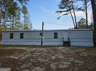 711 Deloach Mill Rd, Claxton, GA 30417