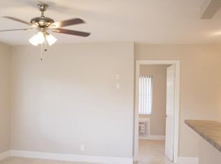 560 NE 44th St APT 11, Boca Raton, FL 33431