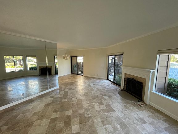 3rd image of 1145 Shoreline Dr