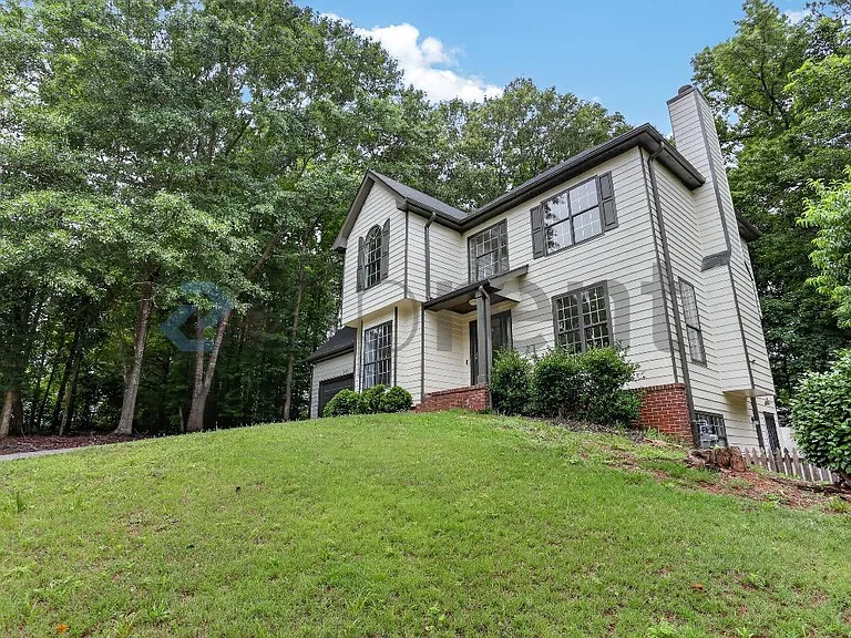 3203 Beuhlah Way SE — Photo 3
