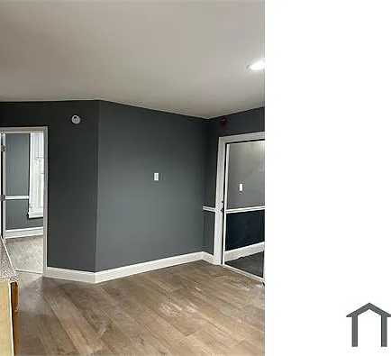 4618 Wayne Ave #2R — Photo 8