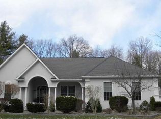 697 Plank Rd, Clifton Park, NY 12065