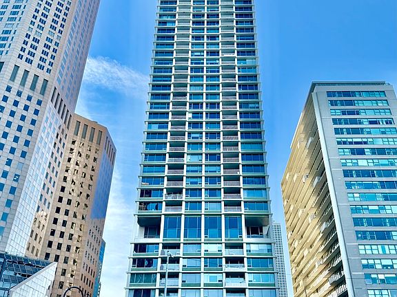 2nd image of 1000 N Lake Shore Plz APT 39A