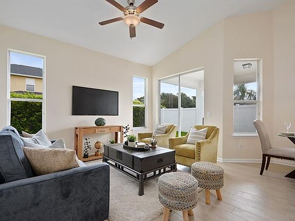 4th image of 2862 Sweetspire Cir