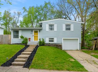 704 Flamingo Ave, Portage, MI 49024