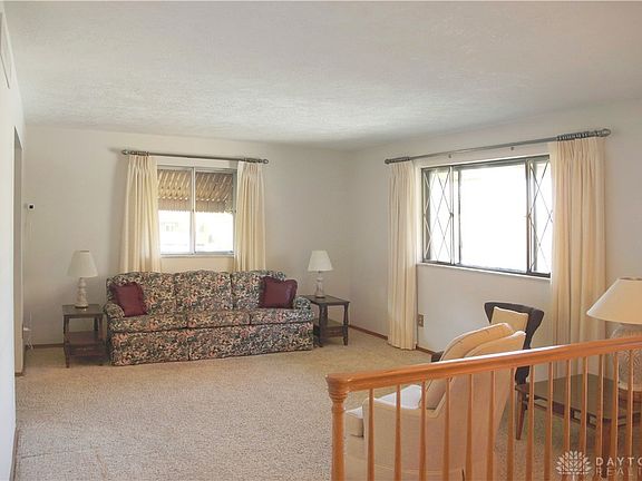 2nd image of 5608 Cranberry Pl