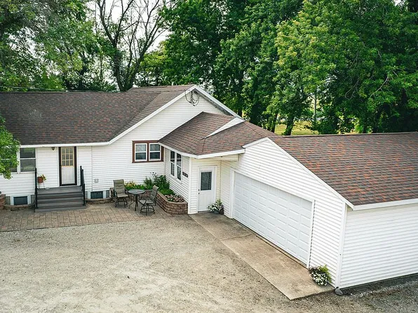 29962 810th Ave, Hollandale, MN 56045