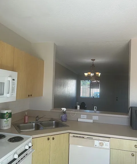 17106 SW 138th Ct — Photo 13