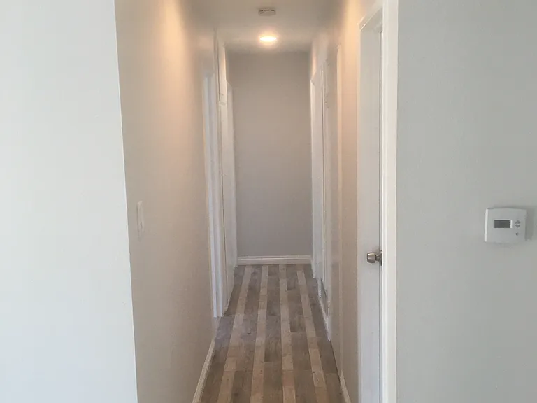 494 N Wendy Dr — Photo 11