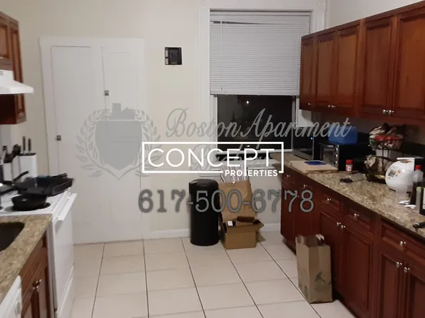 16 Euston St APT 3, Brookline, MA 02446