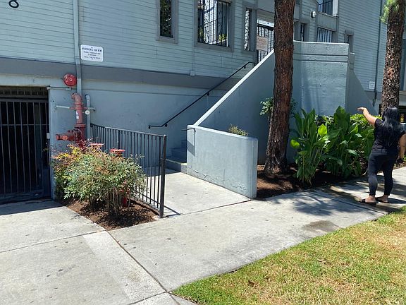 2nd image of 1518 French St #213