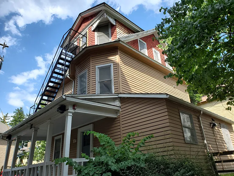 105 Dryden Ct — Photo 41