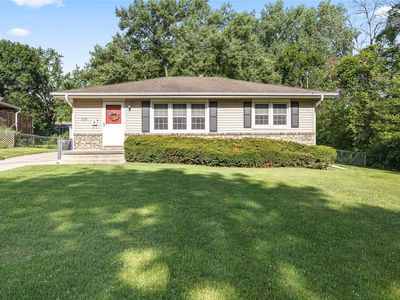 3520 E 32nd St, Des Moines, IA, 50317