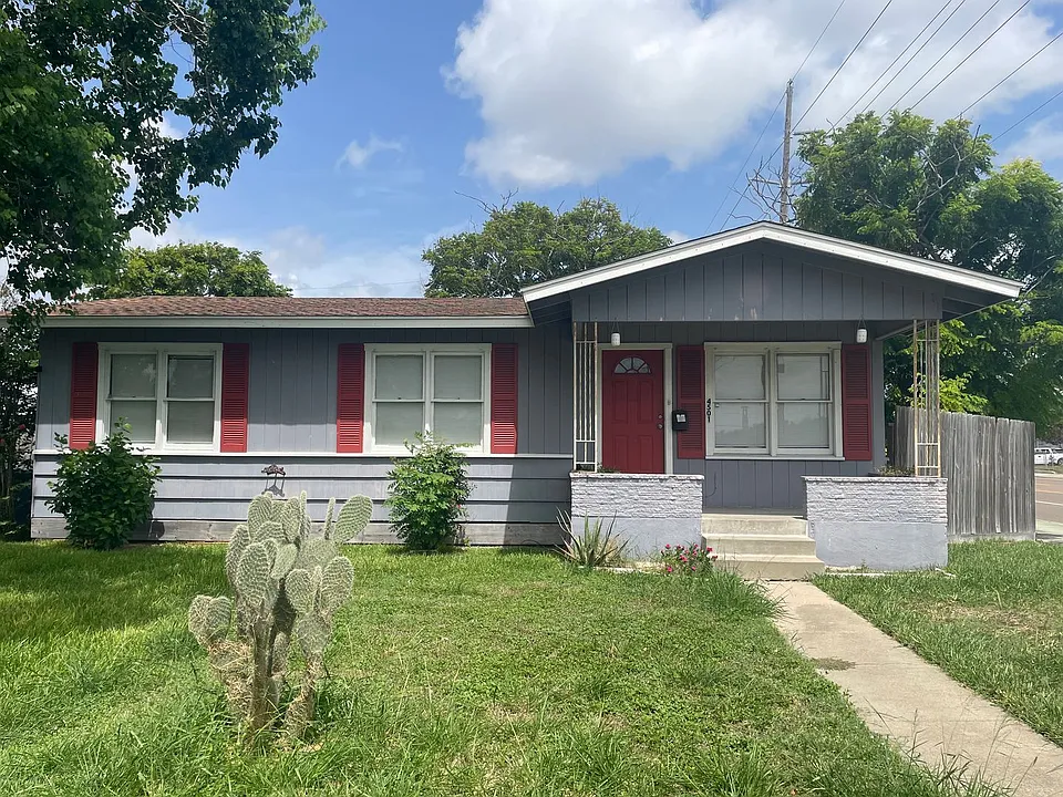 4501 Moravian Dr