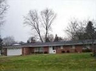 30041 Briarton Rd, Farmington Hills, MI 48331