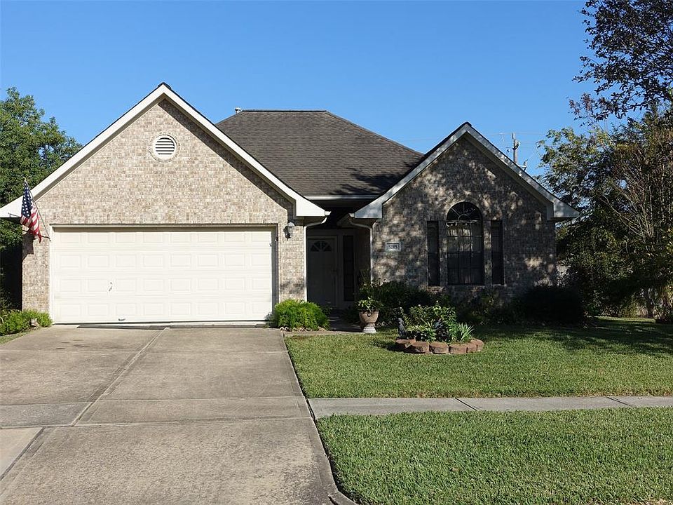 1st image of 3215 Roseberry Dr