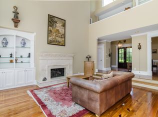 4526 Columns Dr SE, Marietta, GA