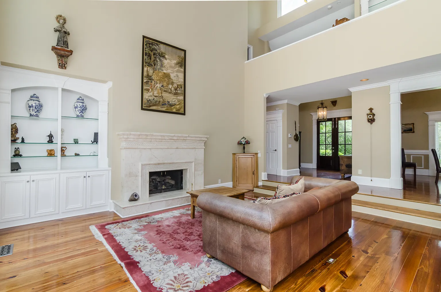 4526 Columns Dr SE photo 1