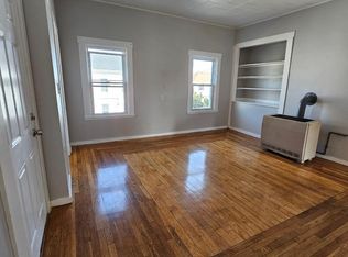 531 N Front St #3, New Bedford, MA 02745