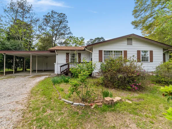 37 Archie Smith Rd, Hattiesburg, MS 39402