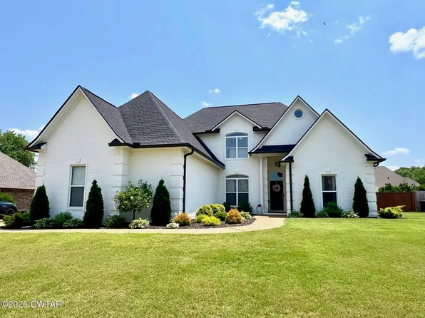 80 Wrights Mill Dr, Jackson, TN 38305