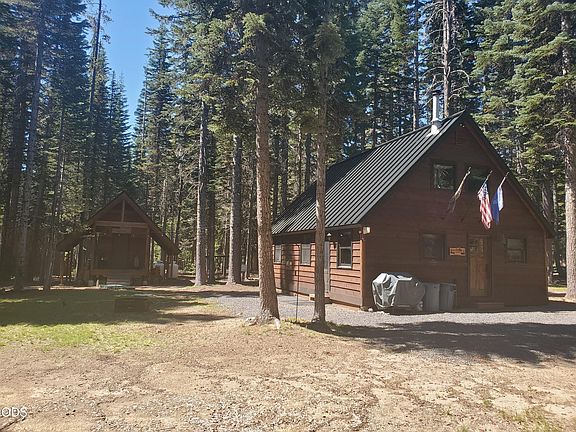 3rd image of 24 Diamond Lake Loop