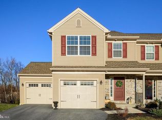 12 Hull Ct, Lancaster, PA 17603
