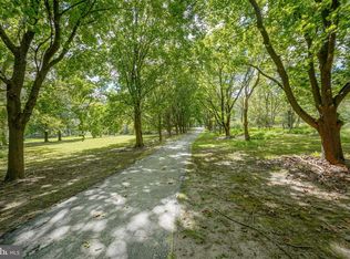 102 Creek Rd, Lumberton, NJ 08048