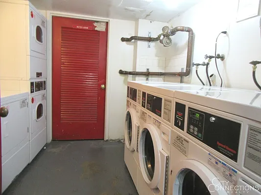 Rented by City Connections Realty | media 10