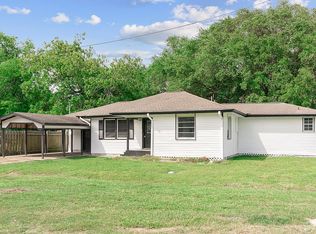 2025 9th St, High Island, TX 77623
