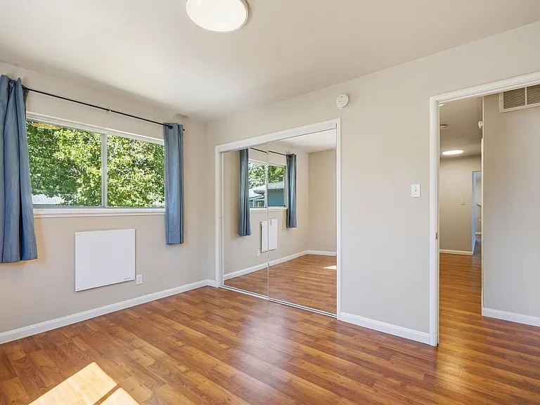 1835 Sandalwood Dr — Photo 17