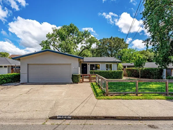 382 Dechene Avenue, Sonoma, CA 95476