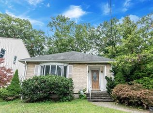 142 High St, Northvale, NJ 07647