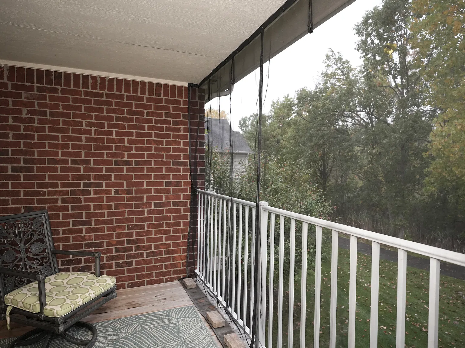 2 bed, 1650 sqft, $1,700 — Photo 4