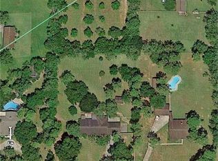 1004 Clover Ridge Ave, Friendswood, TX 77546