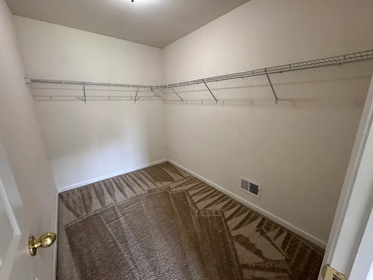 120 American Way — Photo 19