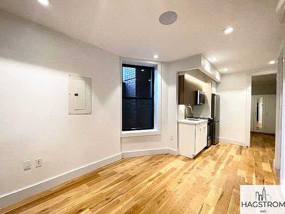 5th image of 306 E 96th St #2A