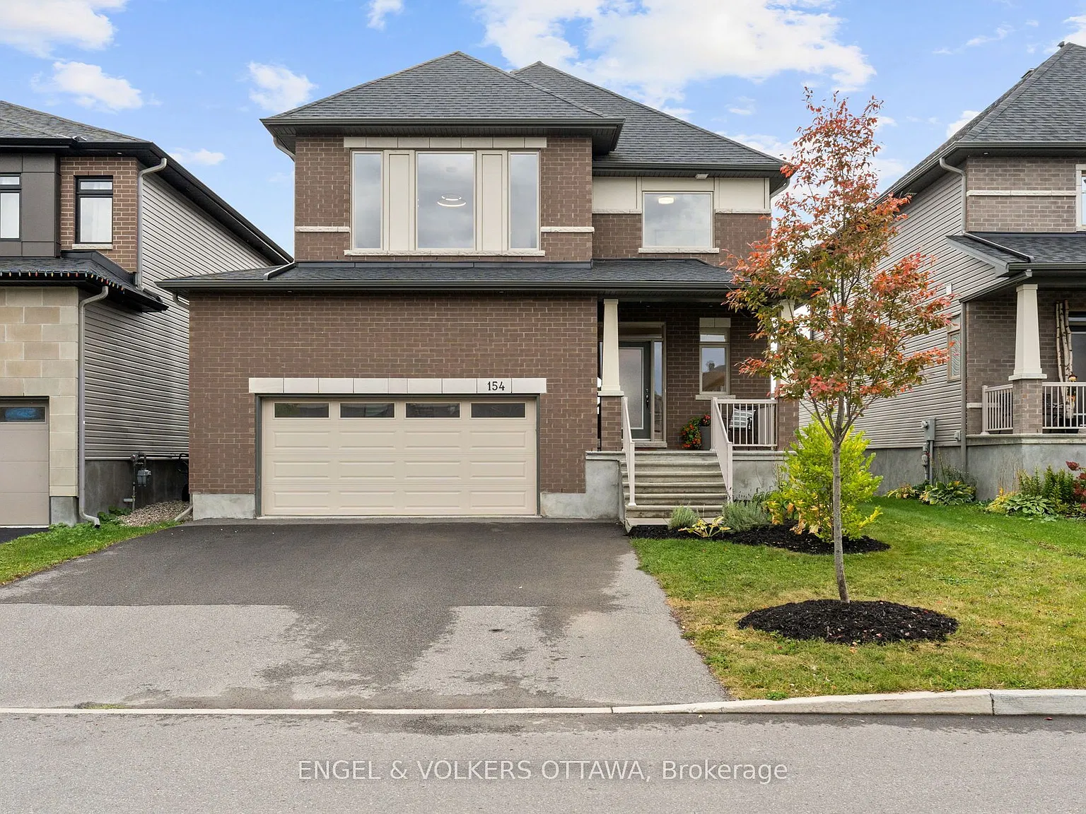 4 bed, $4,250 — Photo 1