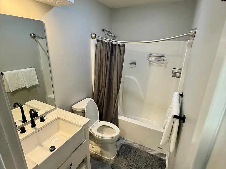 1821 Kingbird Ln — Photo 25